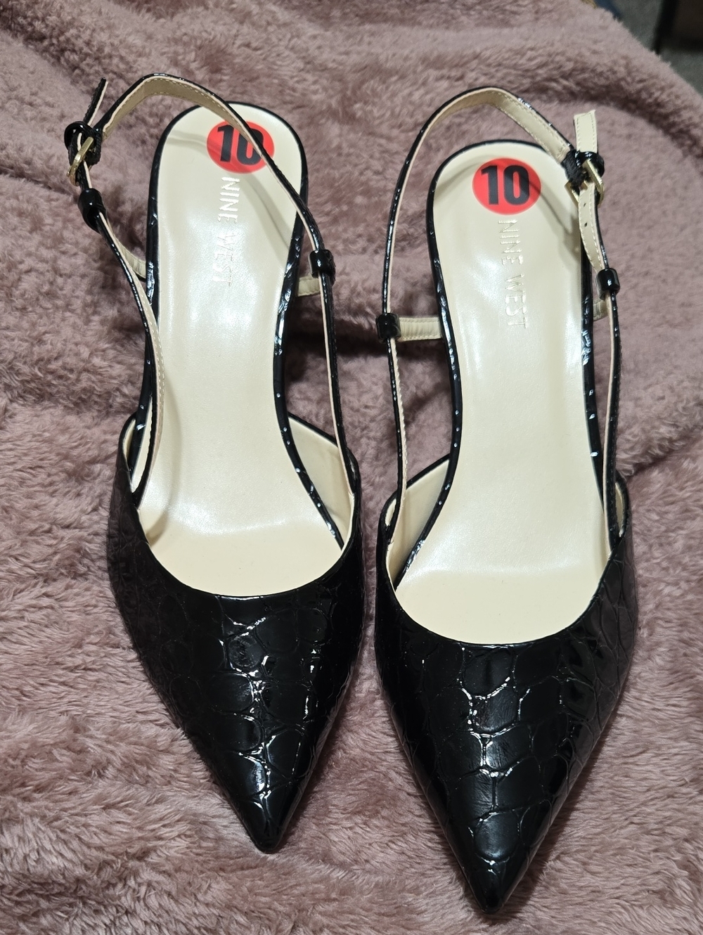 NWOT Nine West Black Pointed Slingback Pumps